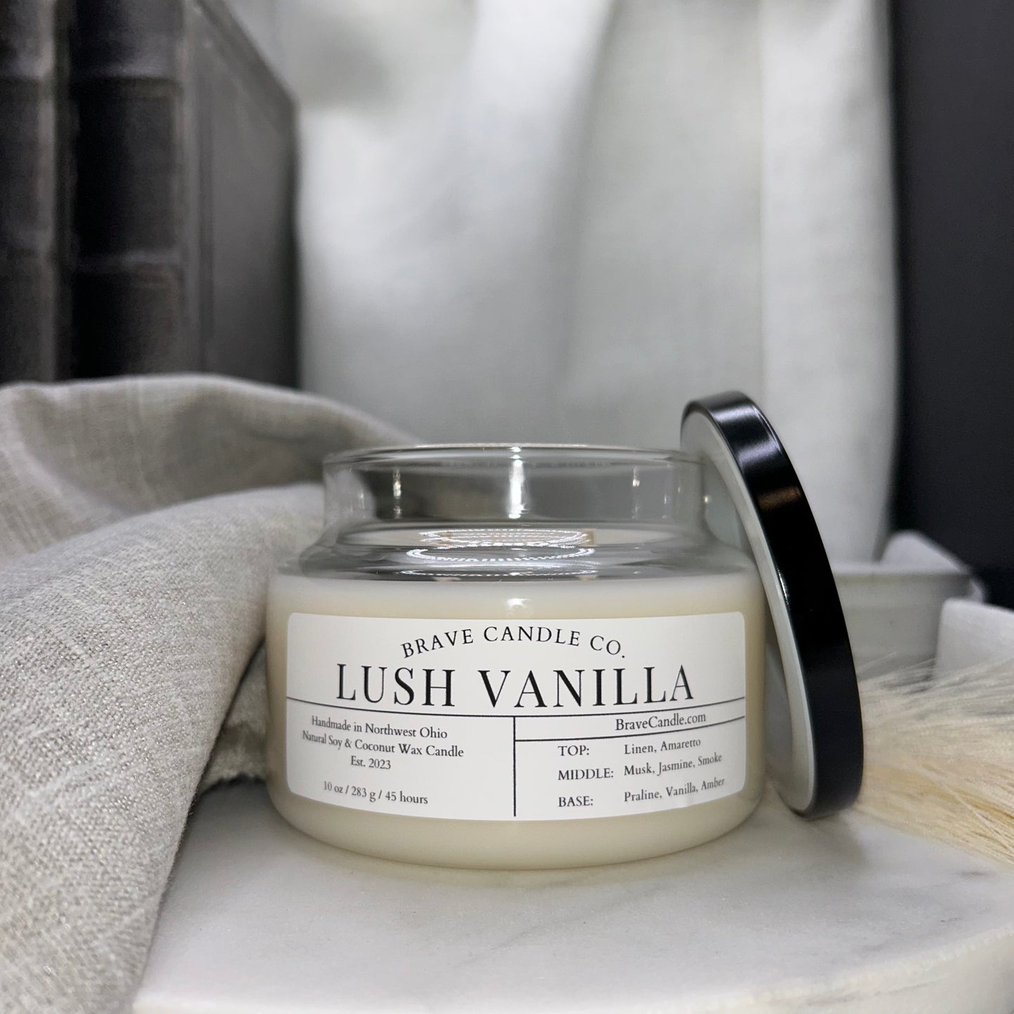 Lush Vanilla Soy & Coconut Wax Wax Candle